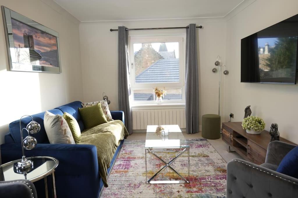 Quiet 2 Bedroom Gem In Stirling *