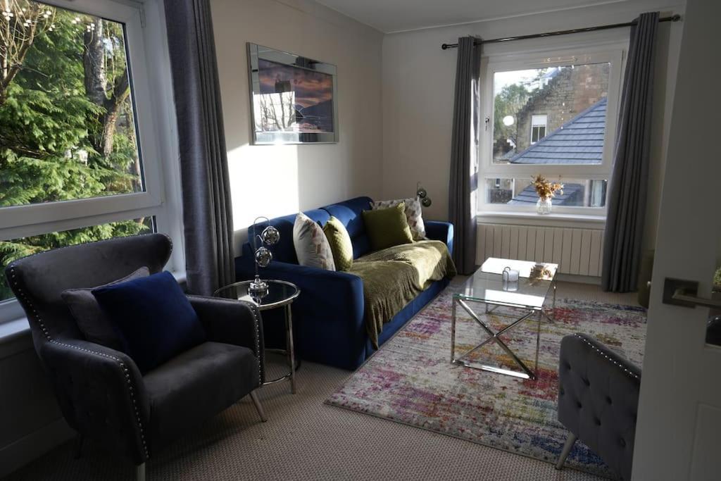 Quiet 2 Bedroom Gem In Stirling