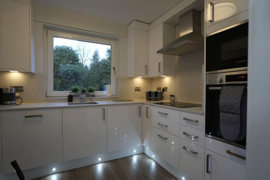 Apartment Quiet 2 Bedroom Gem In Stirling