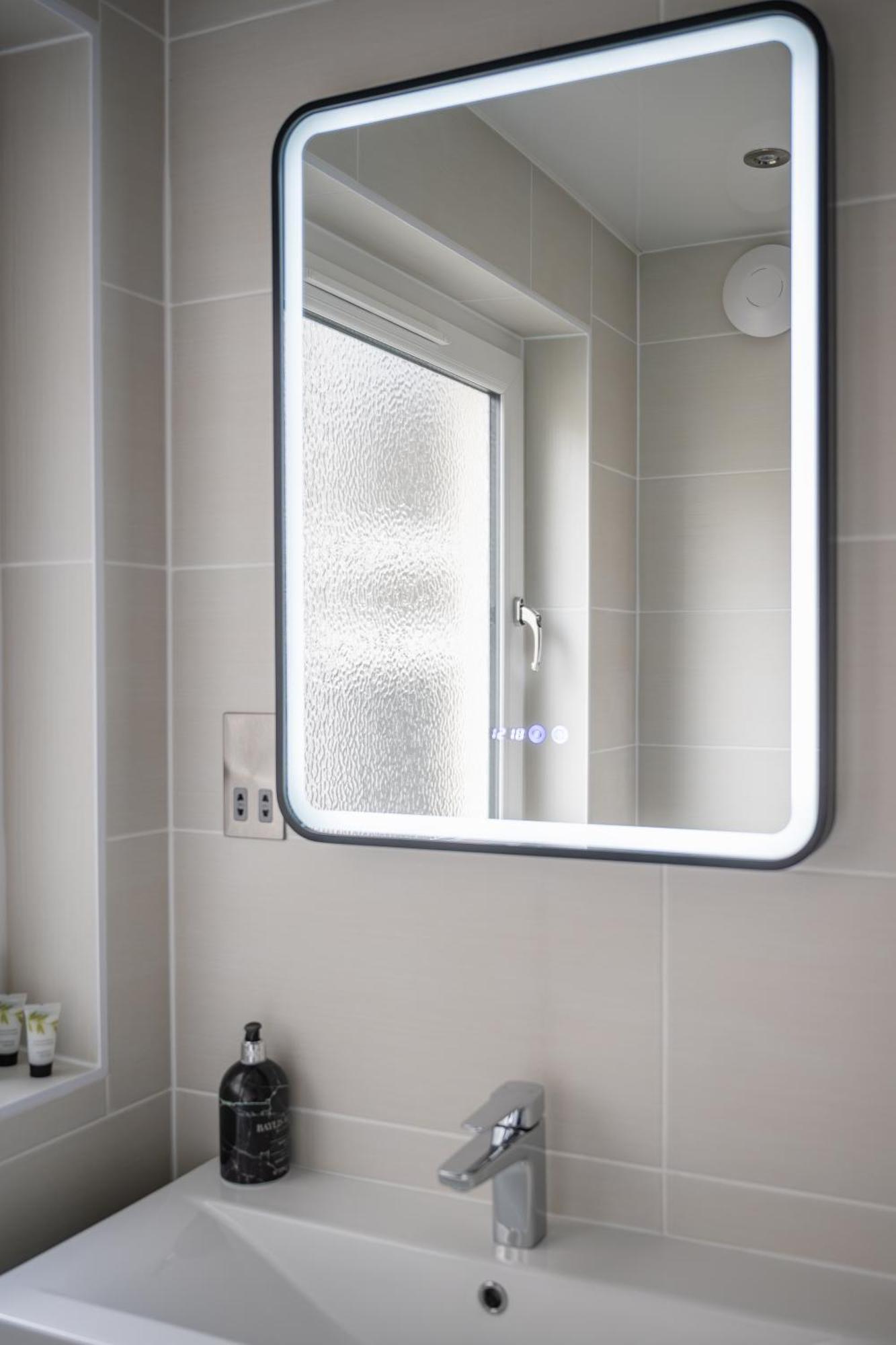 Apartment Quiet 2 Bedroom Gem In Stirling